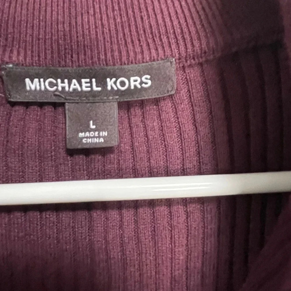Micheal Kors Burgundy 1/2 Zip Up Sweater size large - Picture 5 of 6